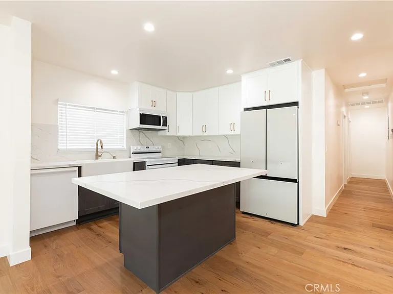 8006 Glider Ave — Photo 15
