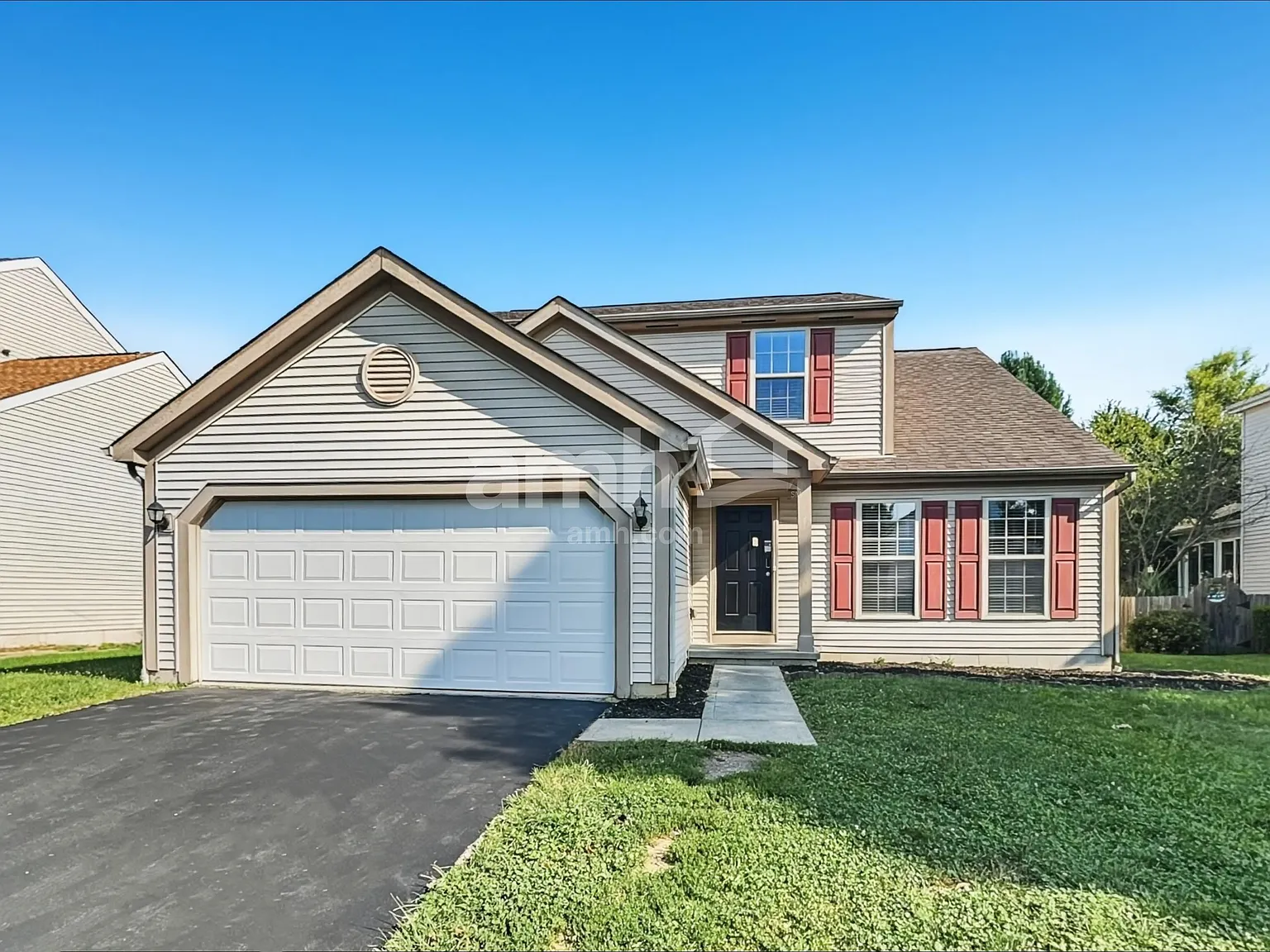 4 bed, 2.5 bath, 1734 sqft, $2,405 — Photo 1