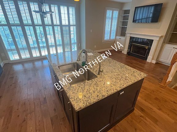 3rd image of 12198 Chancery Station Cir