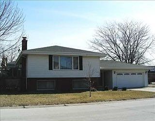 1st image of 9722 Lorraine Dr