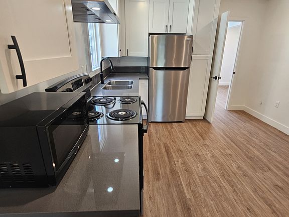 4th image of 4233 Eagle Rock Blvd #1