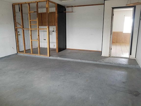 2nd image of 10424 Centaur Dr