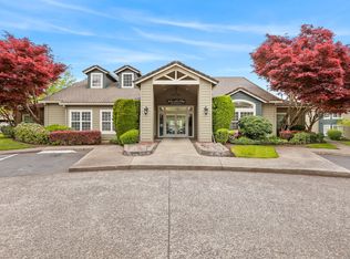 300 NE Autumn Rose Way #324-B, Hillsboro, OR 97124