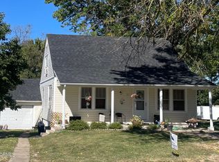 431 E Morgan St, Tipton, MO 65081