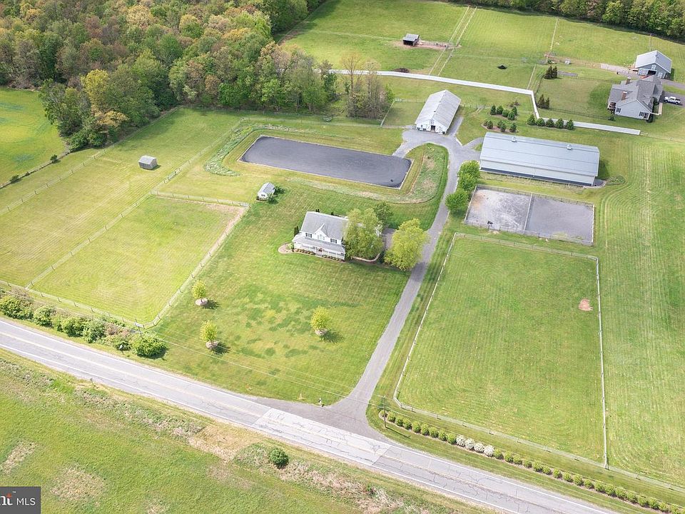 1st image of 247 Greens Valley Rd