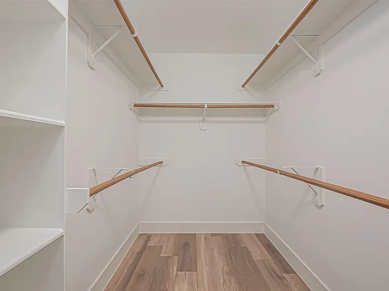 2 Garden Lodge Pl — Photo 37