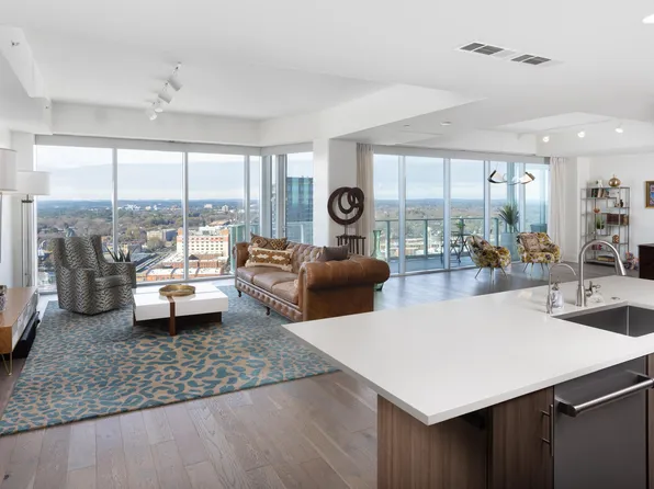 110 N Corcoran St #2502, Durham, NC 27701