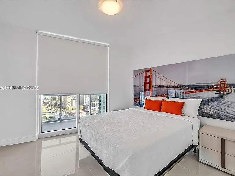185 SW 7th St #3611 — Photo 11