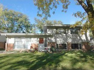 210 Berry St, Park Forest, IL 60466