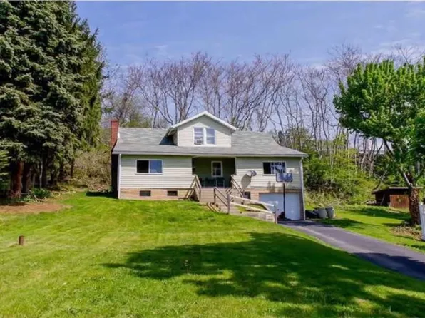 116 Harbison Ave, Masontown, PA 15461