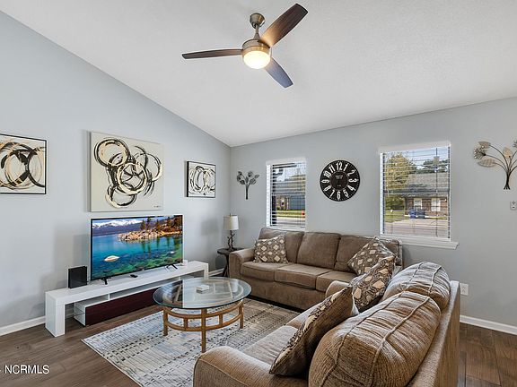 5th image of 155 Marlene Drive
