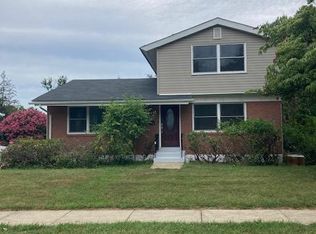 1022 Brice Rd, Rockville, MD 20852