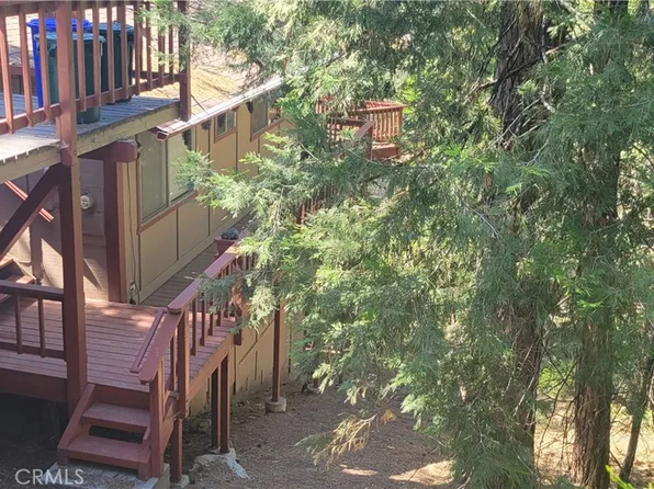 26126 Boulder Ln, Twin Peaks, CA 92391