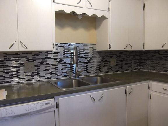 4th image of 511 Mimosa Dr