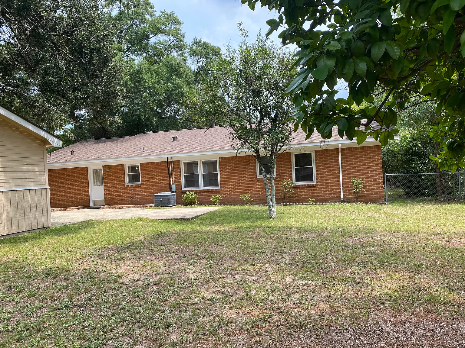 3 bed, 1520 sqft, $1,350 — Photo 2