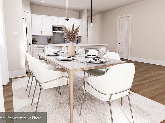 The Amaryllis - Dining