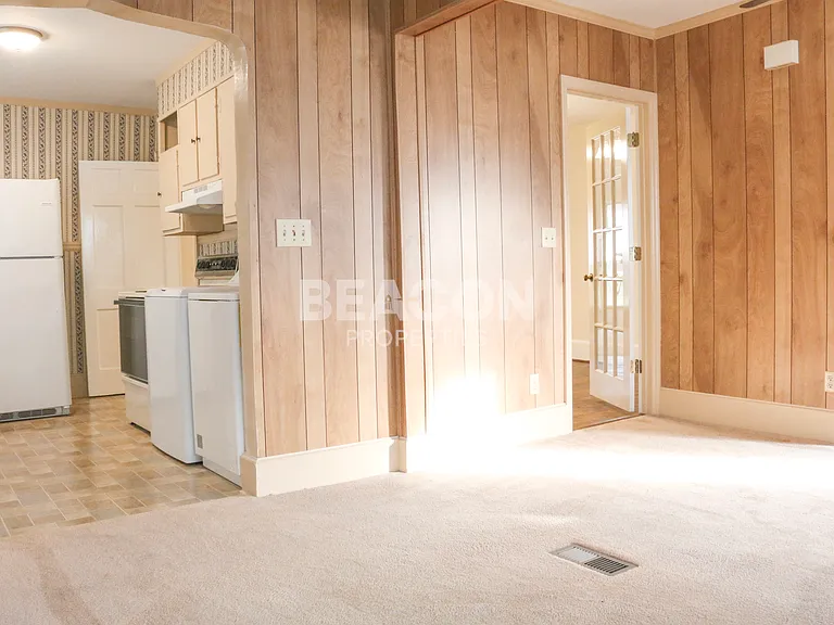 420 S 19th St — Photo 22