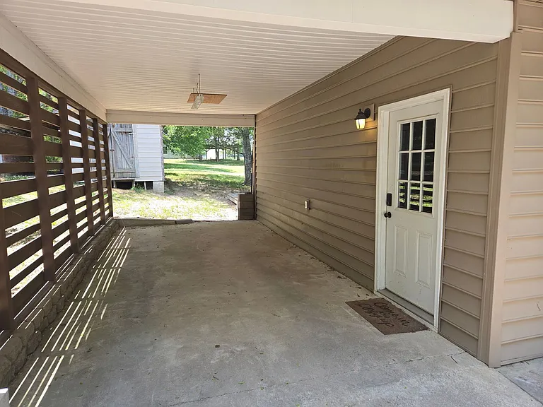 285 County Road 1387 — Photo 2