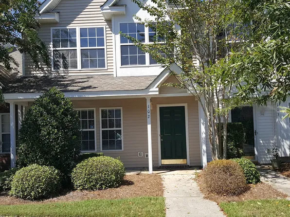 102 Yellow Hawthorn Cir, Summerville, SC 29483