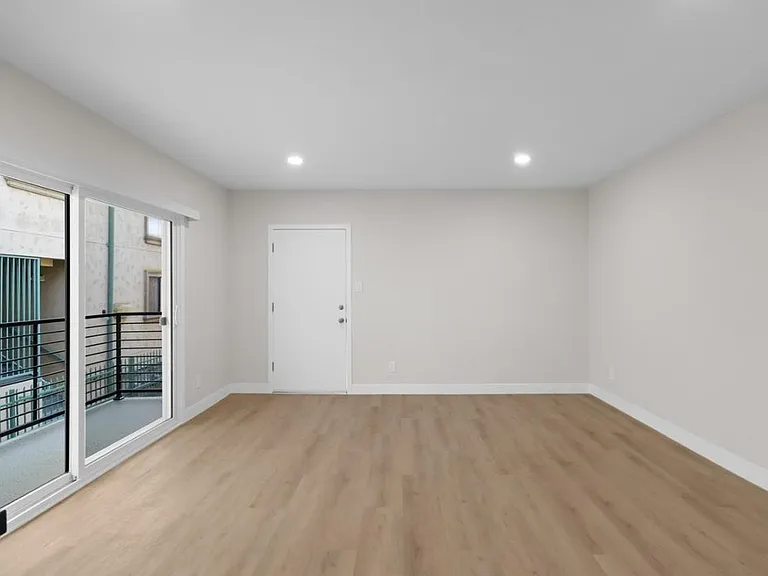 3848 Vinton Ave #3 — Photo 10