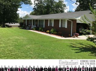 224 Callan Dr, Rossville, GA 30741