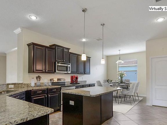 4th image of 2643 Yukon Cliff Dr