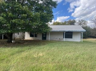 300 E 3rd St, Iredell, TX 76649