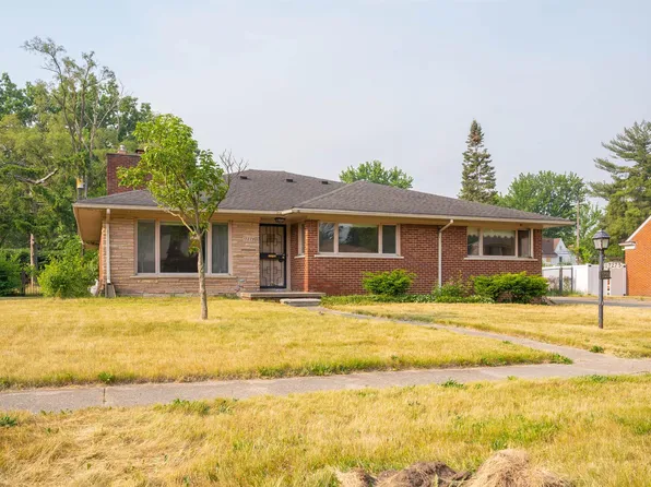 17275 Magnolia Pkwy, Southfield, MI 48075