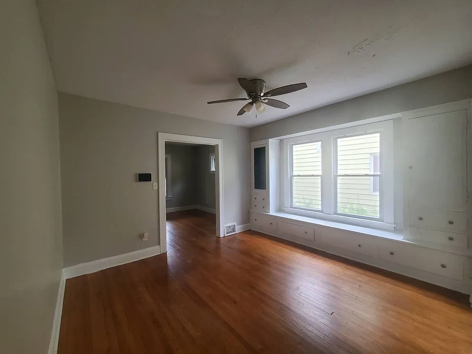 3645 E. 146th St., Cleveland, OH 44120