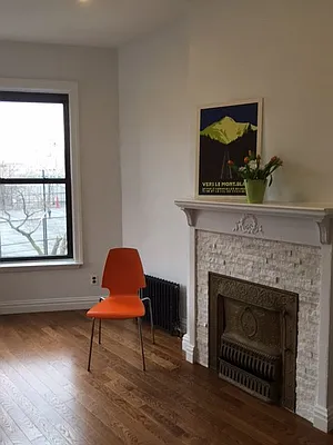 Rented by Dwell Residential Inc | media 21