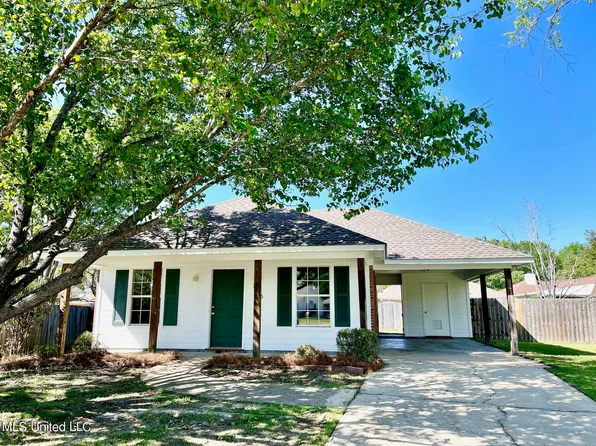 206 Hummingbird Cv, Brandon, MS 39047