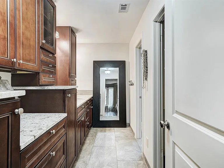 101 W Eagle Dr #101 — Photo 20