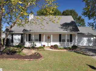 17 Trumpeter Ln, Simpsonville, SC 29680