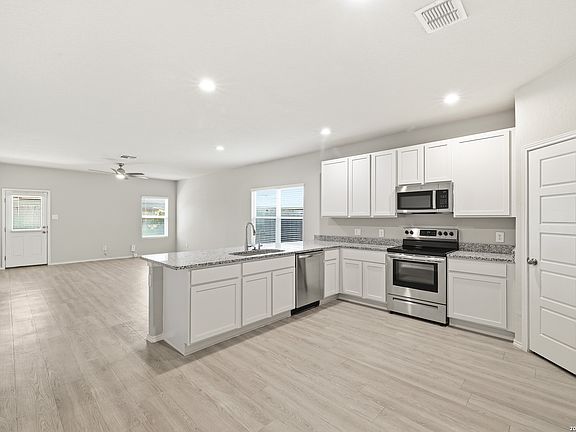 5th image of 7334 Capricorn Way