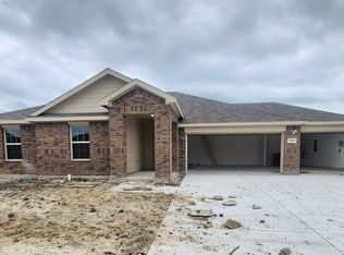 903 Driftwood Ln, Nevada, TX 75173