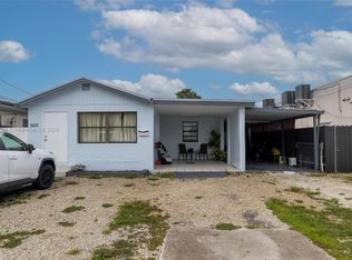 3925 SW 88th Pl #1, Miami, FL 33165