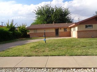 1007 Princeton Dr, Roswell, NM 88203