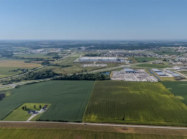 NE 70th Ave, Bondurant, IA 50035