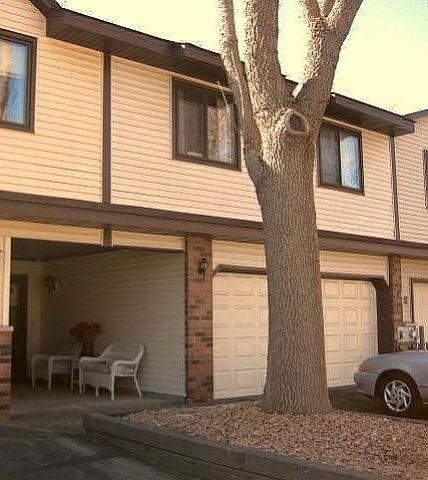 1st image of 8767 Maplebrook Pkwy N