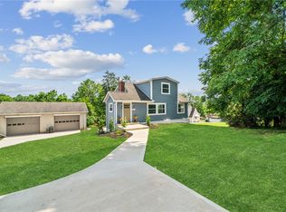 1611 Guffey Rd, Irwin, PA 15642