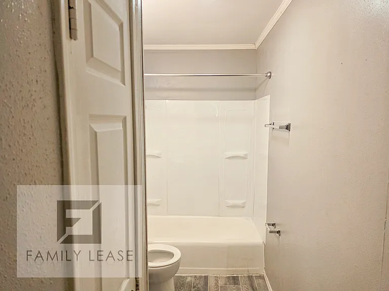 307 Melvin Dr — Photo 15
