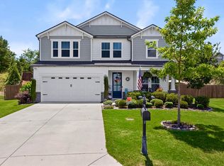 225 Grand River Ln, Simpsonville, SC 29681