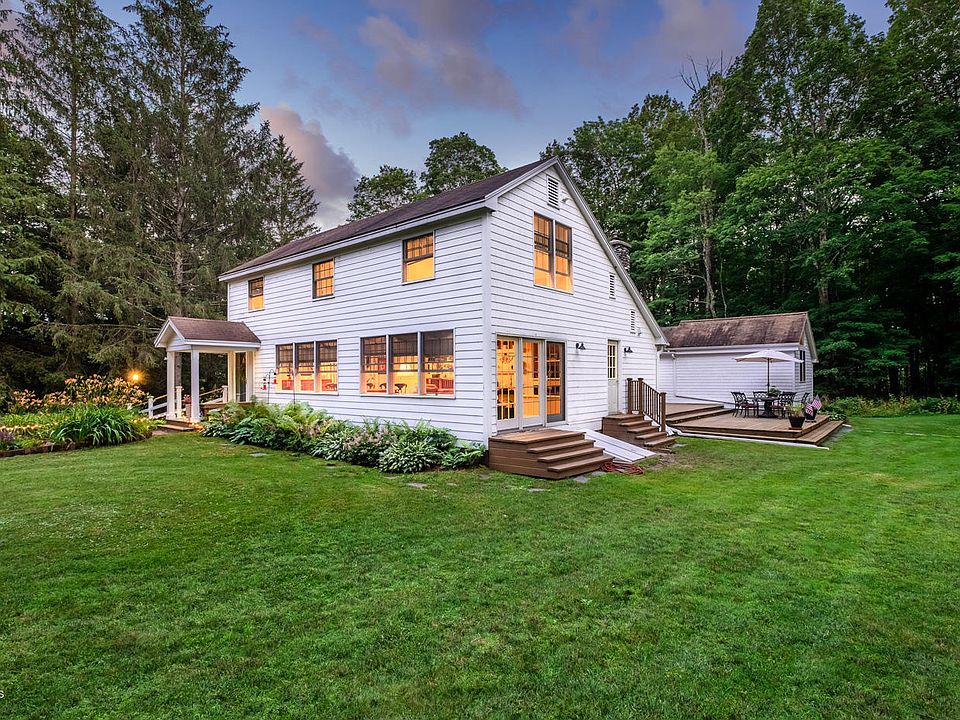 2nd image of 395 Oblong Rd