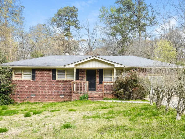 43 Pool Cir, Auburn, GA 30011