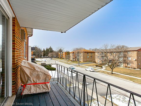 5th image of 5727 W 128th St #11
