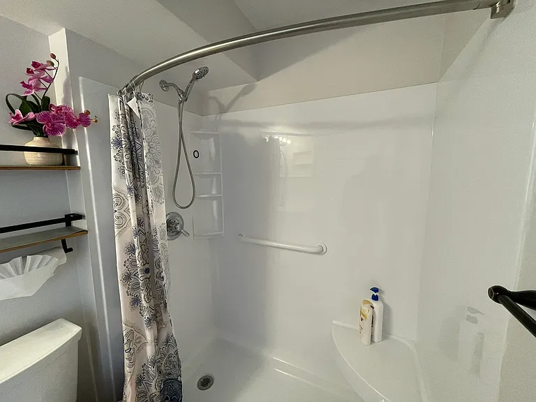 40 Sandstone Ct #L — Photo 21