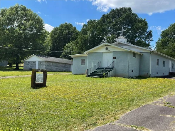 3391 Briarwood Dr, Maiden, NC 28650