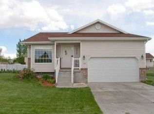 1277 W 2050 N, Clinton, UT 84015