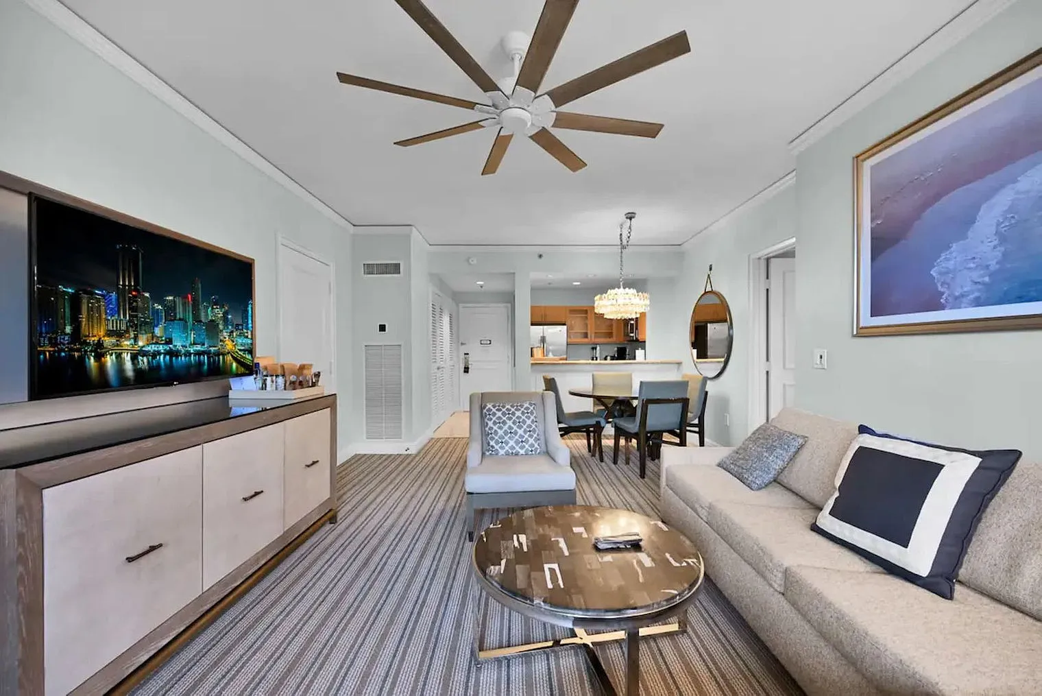 1 bed, 1.0 bath, 419 sqft, $7,447 — Photo 1