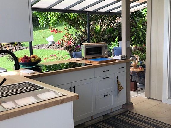 New outdoor kitchen